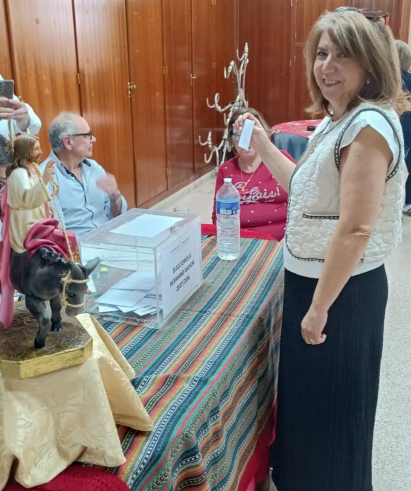 Imagen María del Carmen Montes Jiménez, elegida nueva Hermana Mayor de la Hermandad de la "Pollinica"